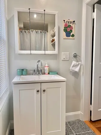 $3,600 | 470 Pleasant Street, Canton, MA 02021