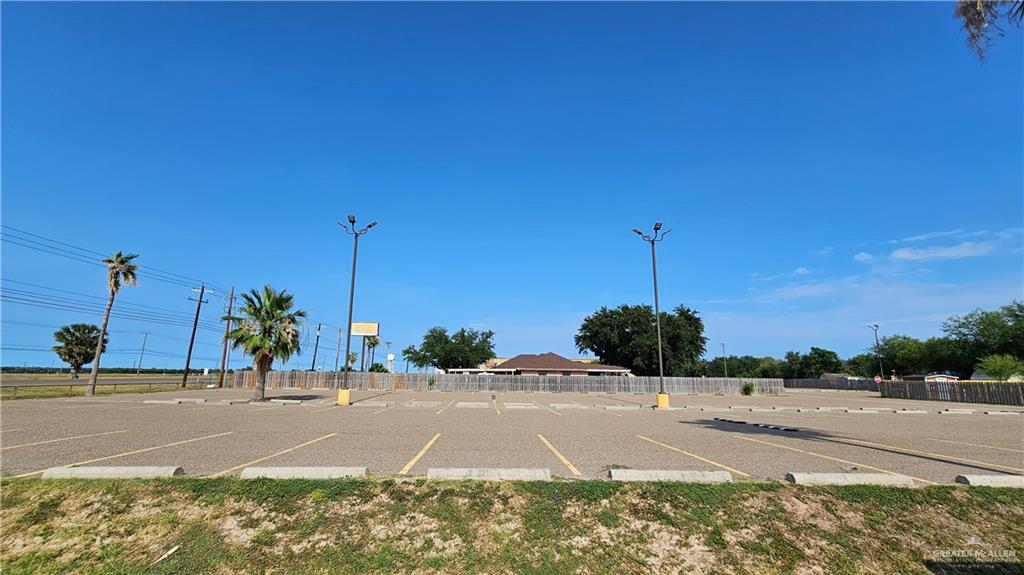 712 Us Highway La Joya, TX 78560 - Photo 8 of 10 a view of a yard with cars parked