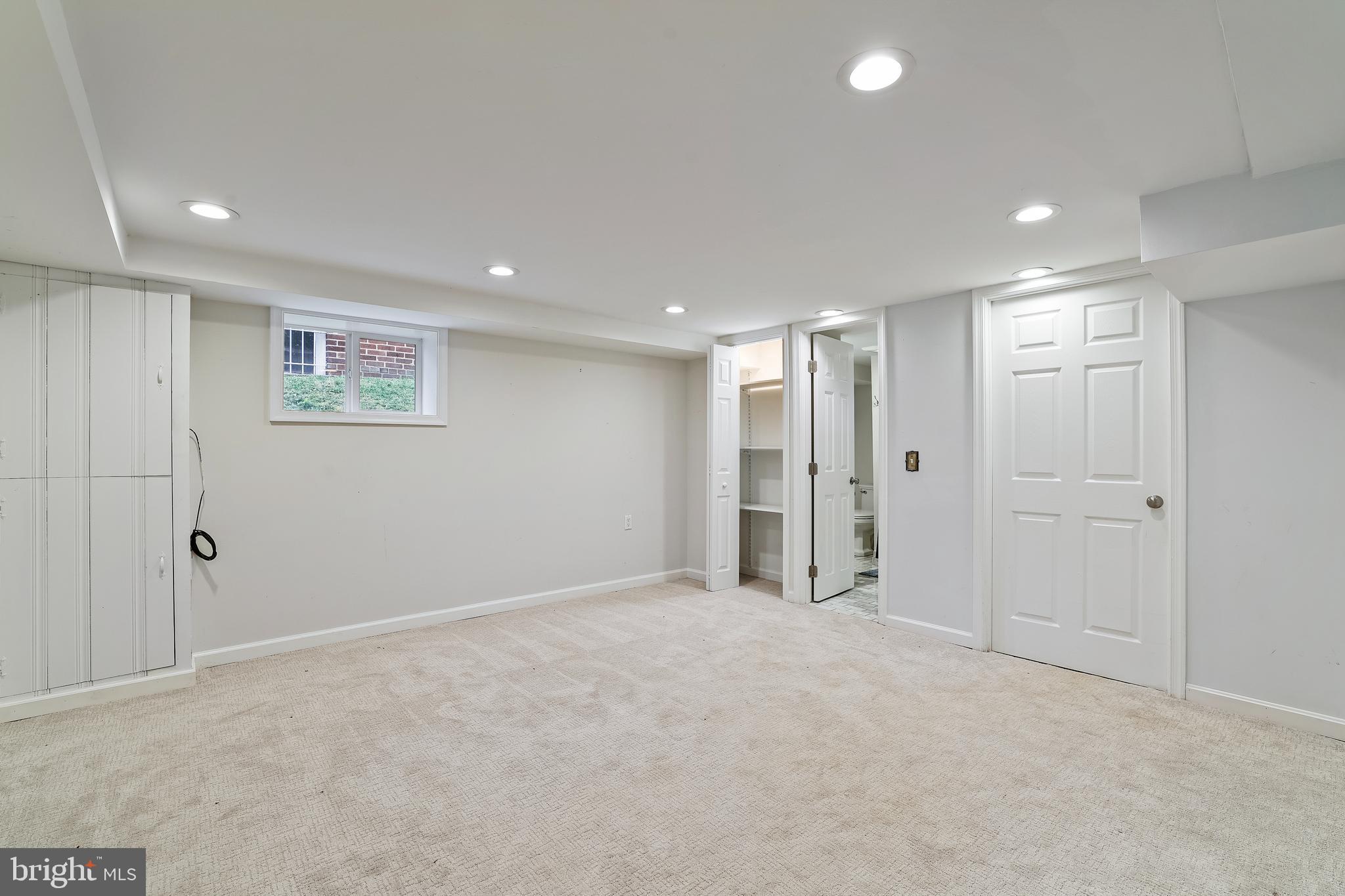 3429 Carpenter Street Southeast Washington, DC 20020 - Photo 20 of 27 a view of an empty room