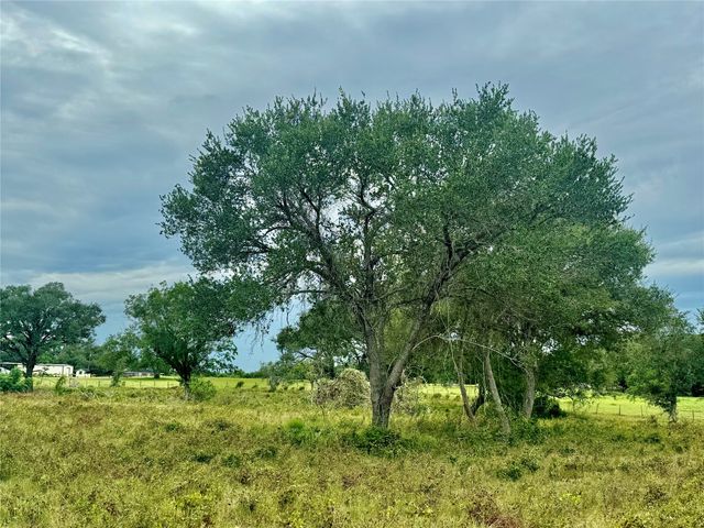 $1,110,000 | 312 County Road 312, Yoakum, TX 77995