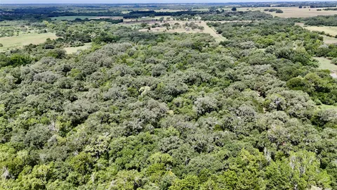 $1,110,000 | 312 County Road 312, Yoakum, TX 77995