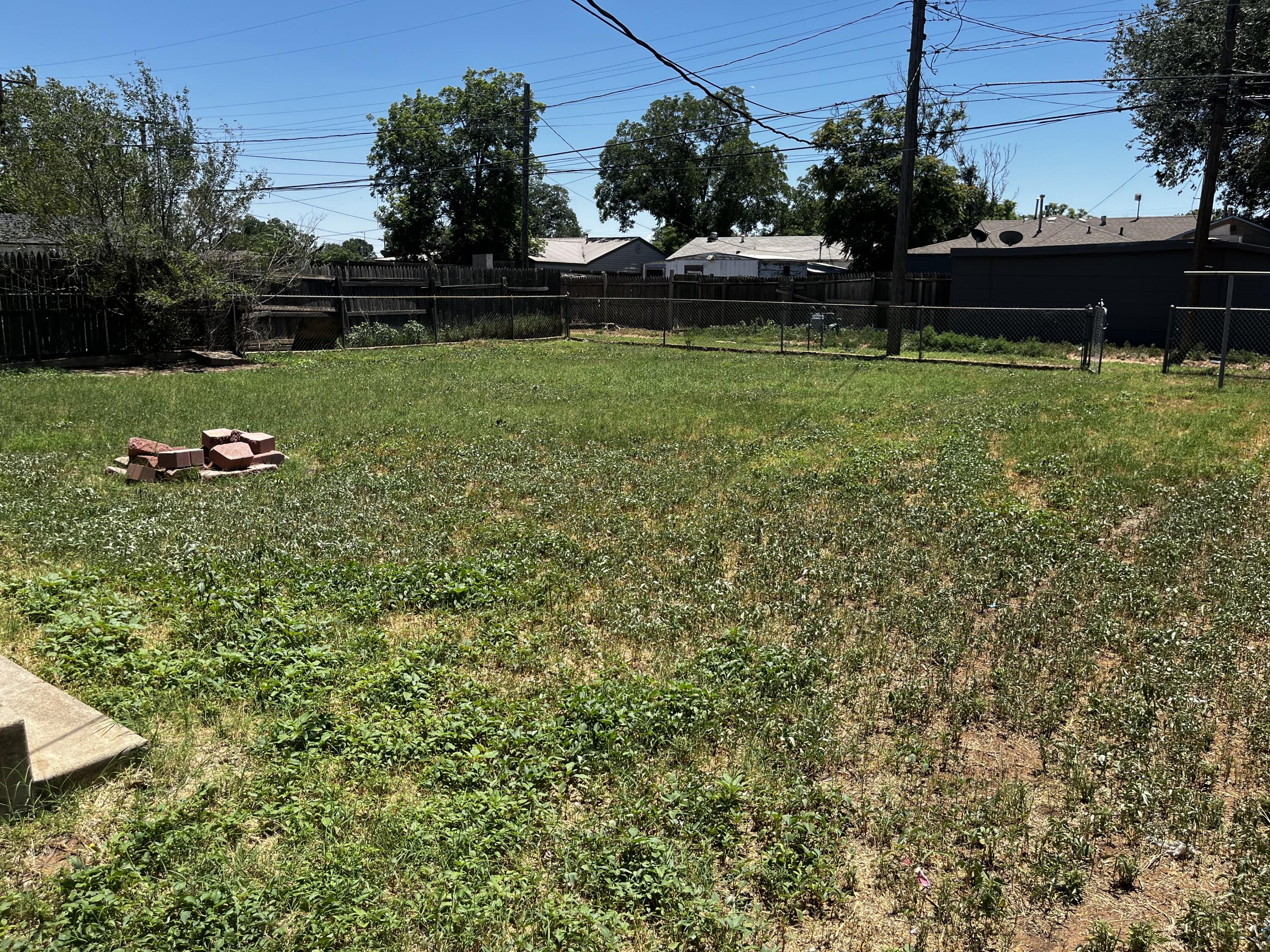 2519 40th Street Lubbock, TX 79413 - Photo 17 of 17 IMG_7682