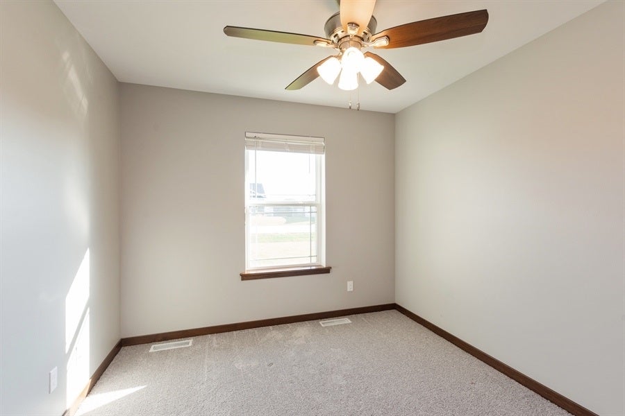2776 Ridgeview Drive Palo, IA 52324 - Photo 15 of 20 Gallery Image 15