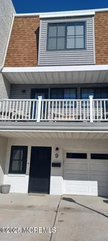 a view of a fireplace