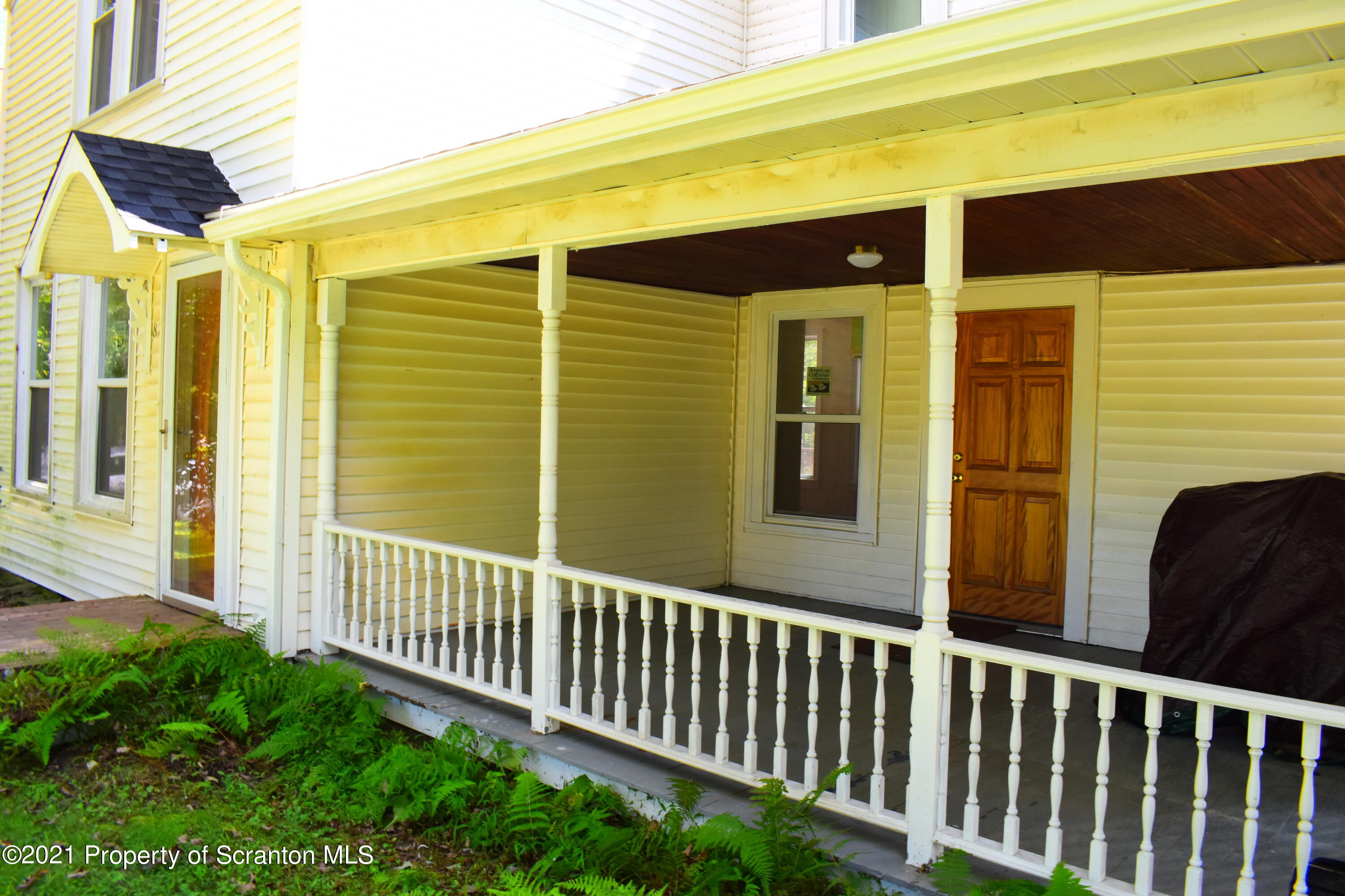 82 State Street Nicholson, PA 18446 - Photo 3 of 43