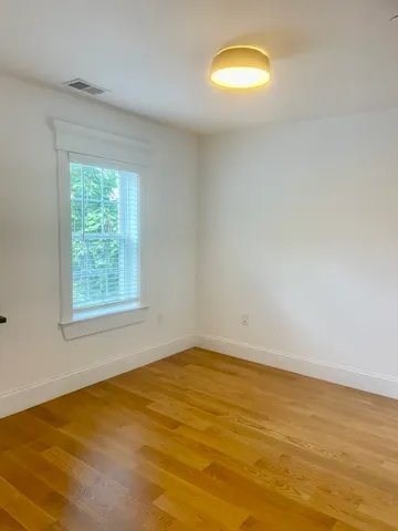 a view of entryway with a front door