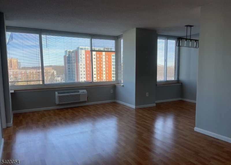 100 Old Palisade Road Fort Lee, NJ 07024 - Photo 1 of 9