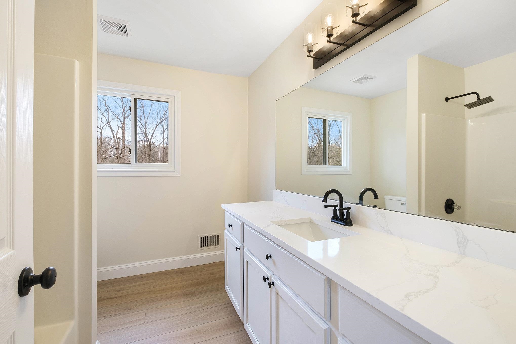 8352 Rustic Trail Linden, MI 48451 - Photo 19 of 38 50170017-a6b4c7d2-47e8-4377-98ae-cb279bb99a50.JPG