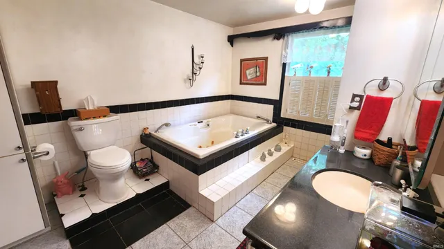 $480,000 | 10959 East Tippecanoe Drive, Walkerton, IN 46574