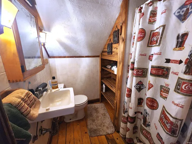 $480,000 | 10959 East Tippecanoe Drive, Walkerton, IN 46574