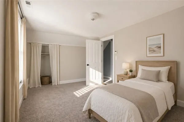 $3,200 | 65 Maple Avenue, Middletown, RI 02842