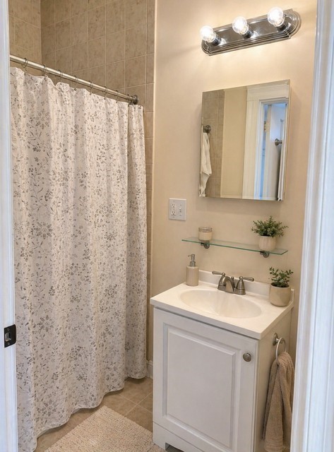 65 Maple Avenue Middletown, RI 02842 - Photo 9 of 12 Digitally staged.