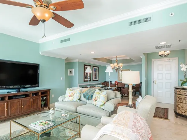 $7,500 | 3971 Gulf Shore Boulevard North, Unit 505, Naples, FL 34103