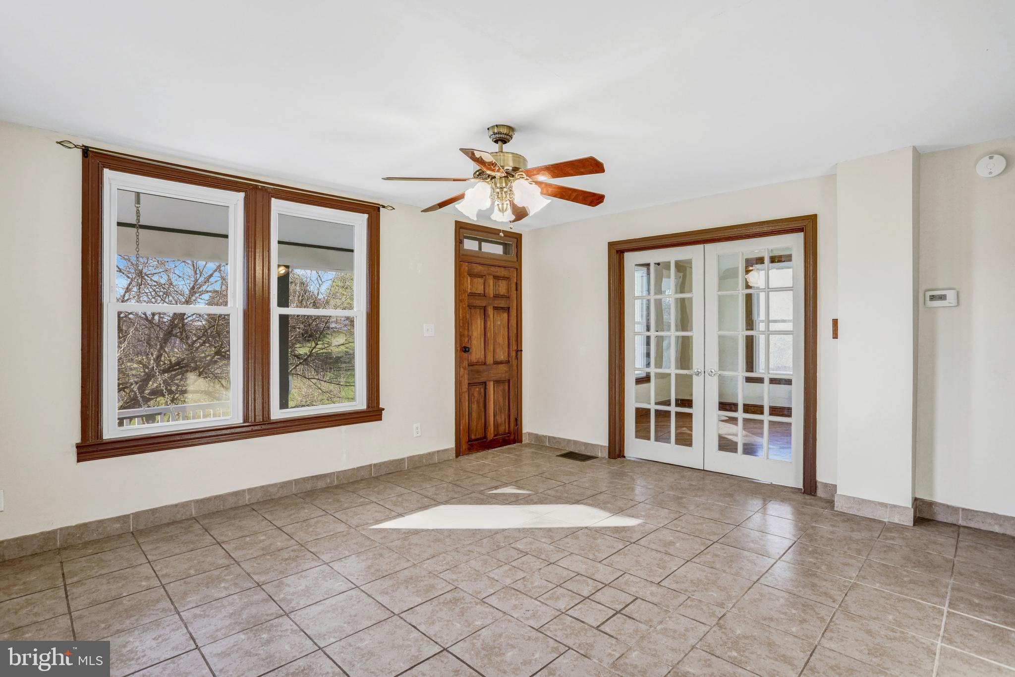 755 Valley Road York, PA 17403 - Photo 16 of 36 Gallery Image 16