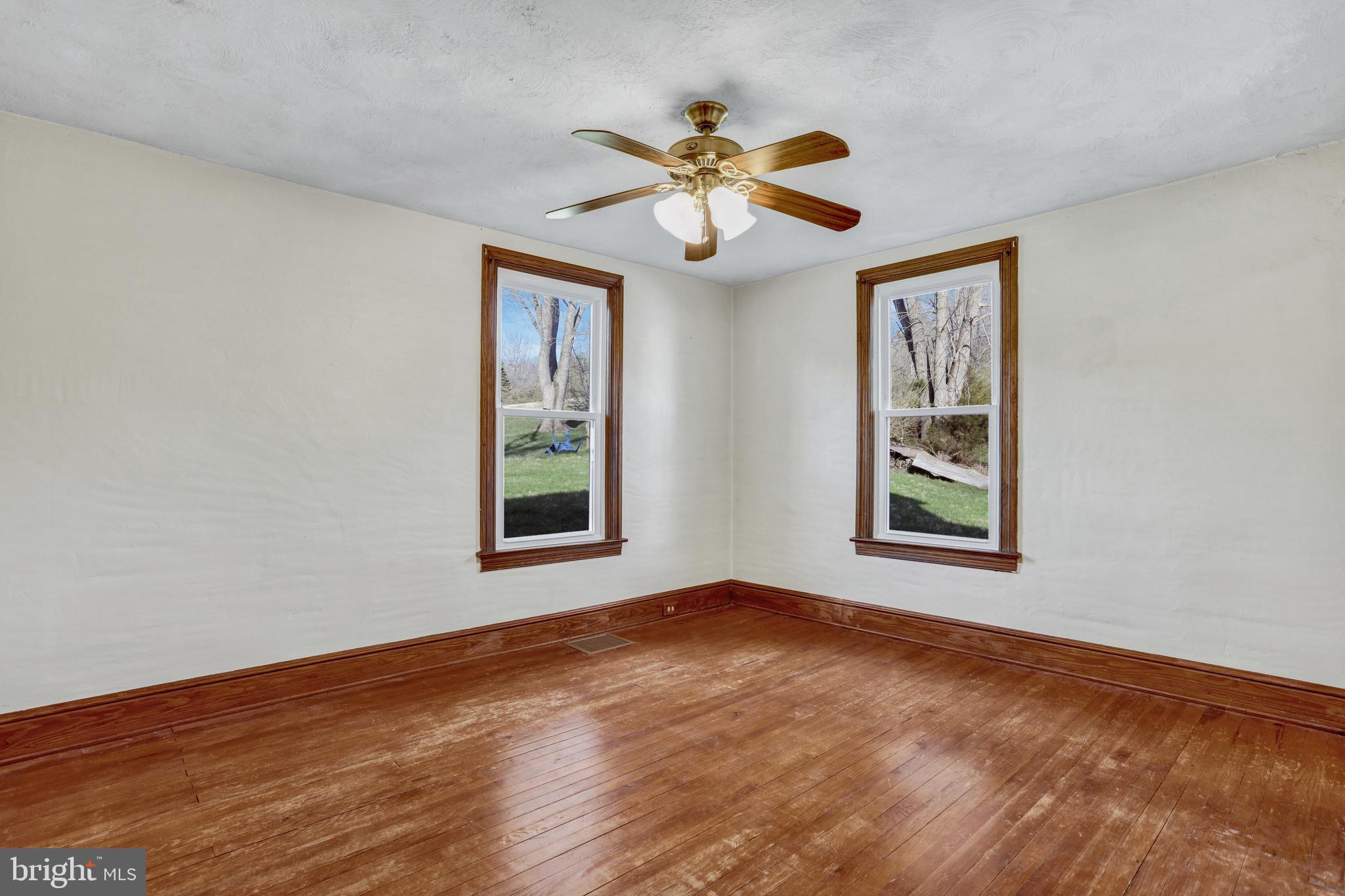 755 Valley Road York, PA 17403 - Photo 21 of 36 Gallery Image 21