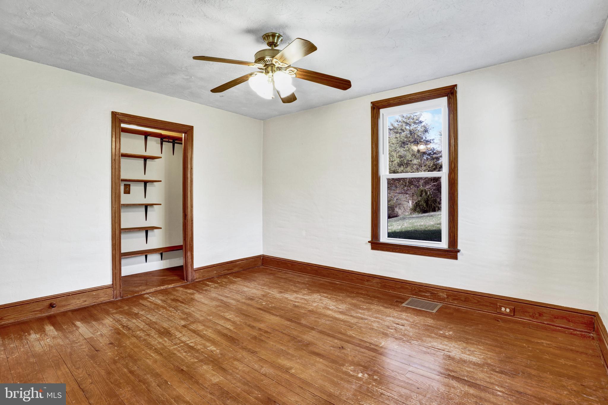 755 Valley Road York, PA 17403 - Photo 22 of 36 Gallery Image 22