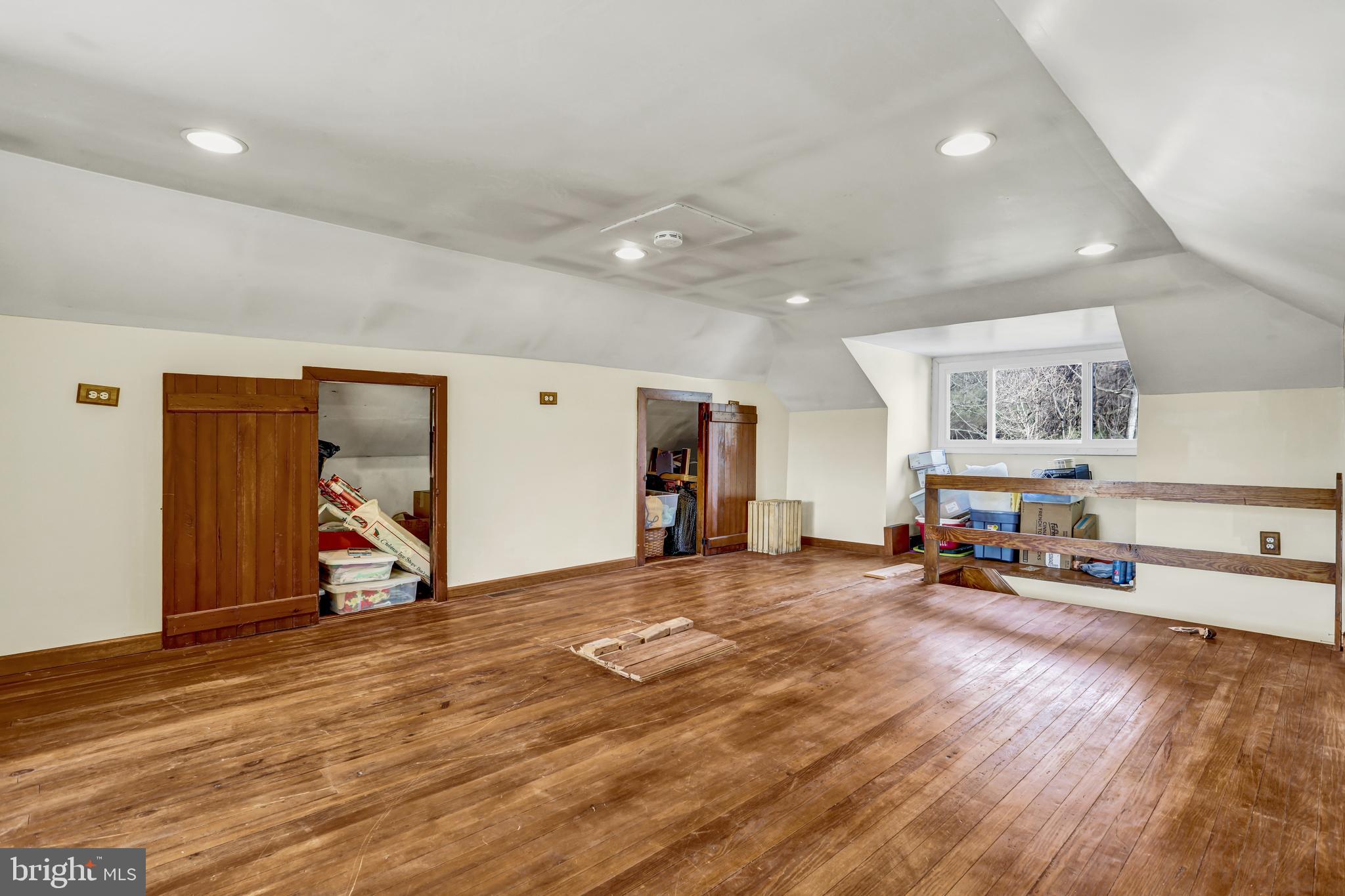 755 Valley Road York, PA 17403 - Photo 31 of 36 Gallery Image 31
