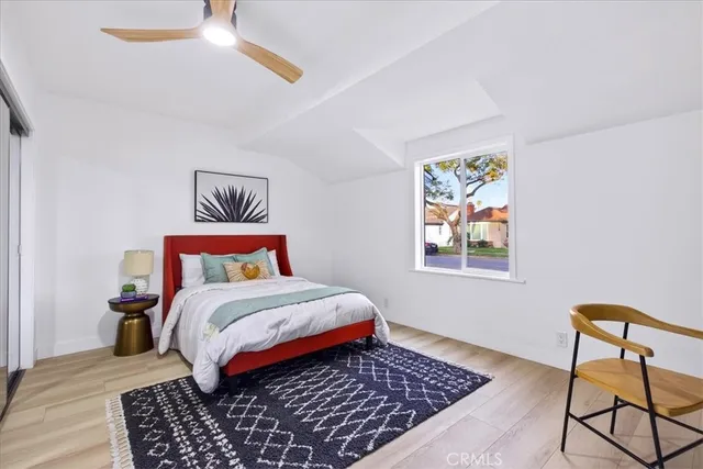 $1,389,000 | 3825 Edgehill Drive, Los Angeles, CA 90008