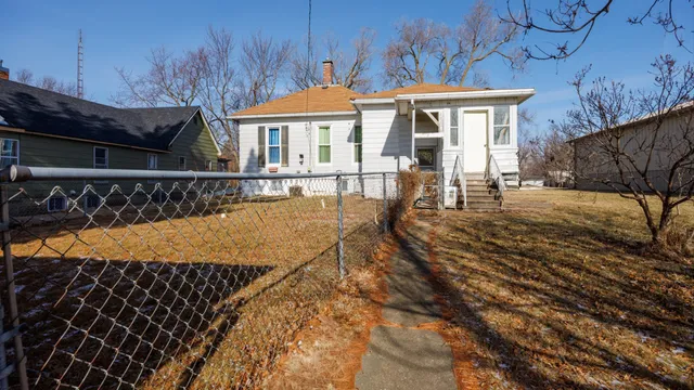 $69,000 | 104 West North Street, Colfax, IL 61728