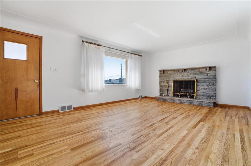 351 Ridge Avenue Monessen, PA 15062 - Photo 3 of 49 Gallery Image 3