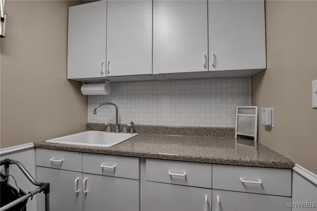 $719,900 | 9210 Via Cimato Drive, Clarence, NY 14032