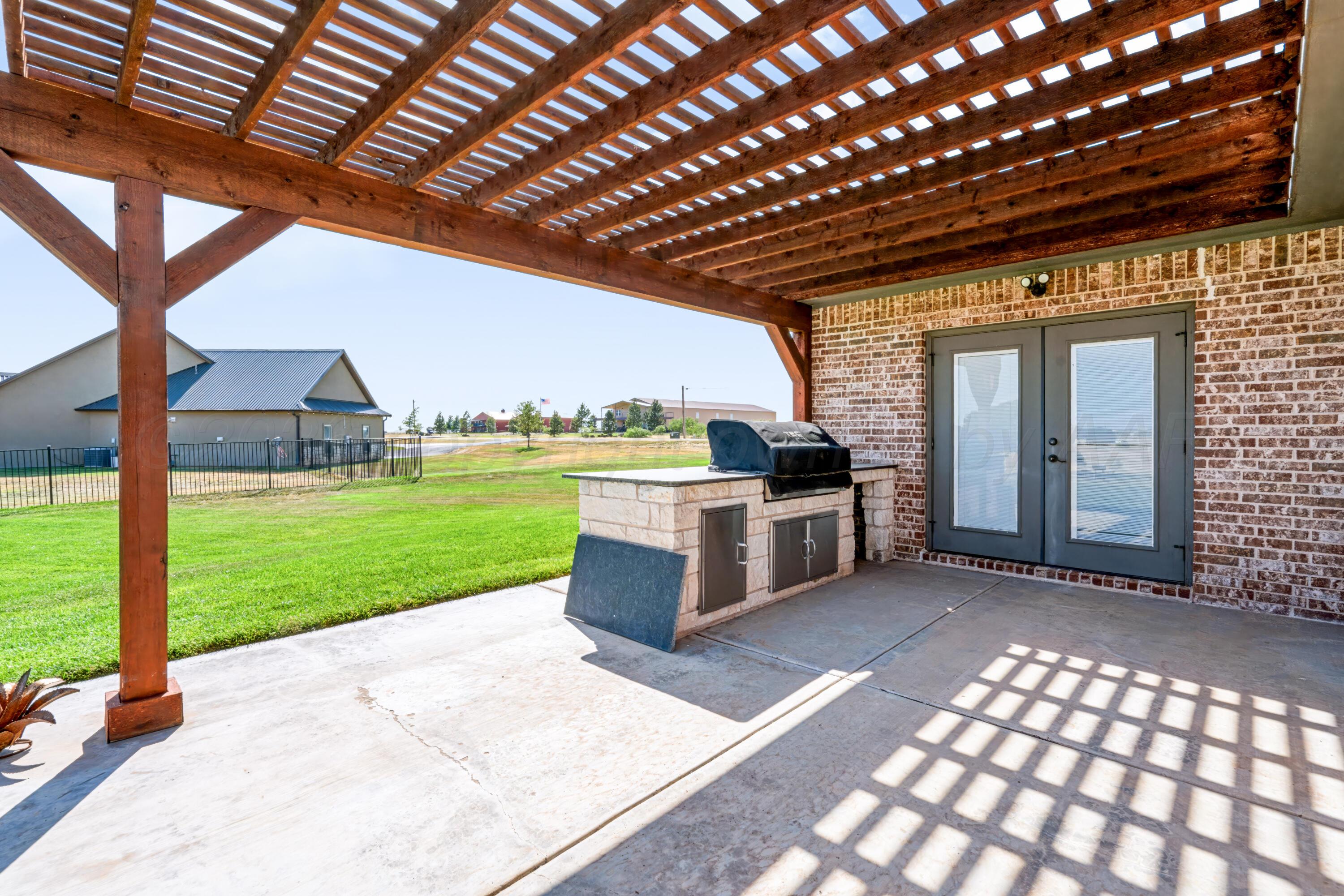 12951 Wandering Road Amarillo, TX 79118 - Photo 22 of 29 Outdoor Kitchen