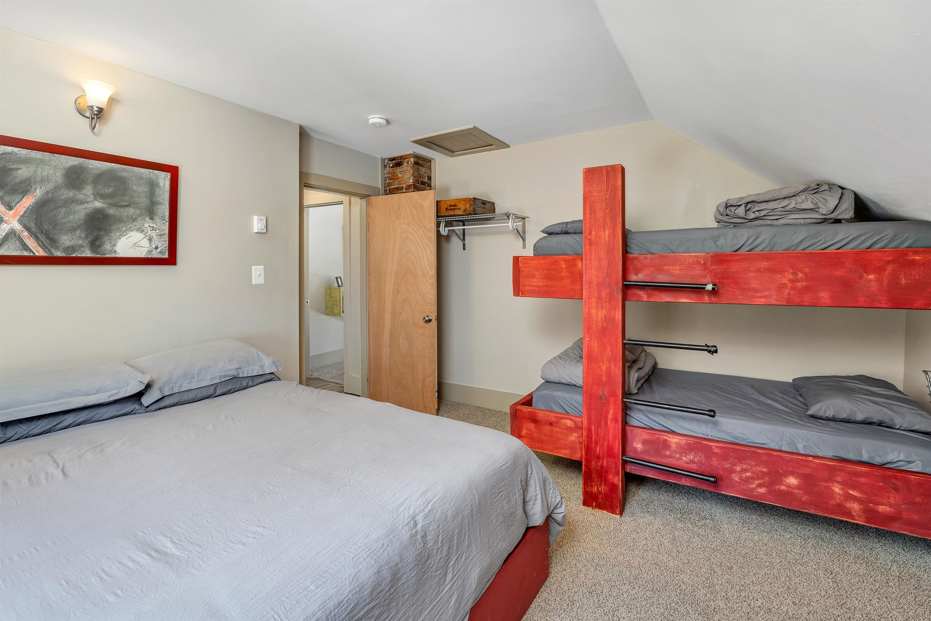 260 East Main Street Conway, NH 03818 - Photo 21 of 56