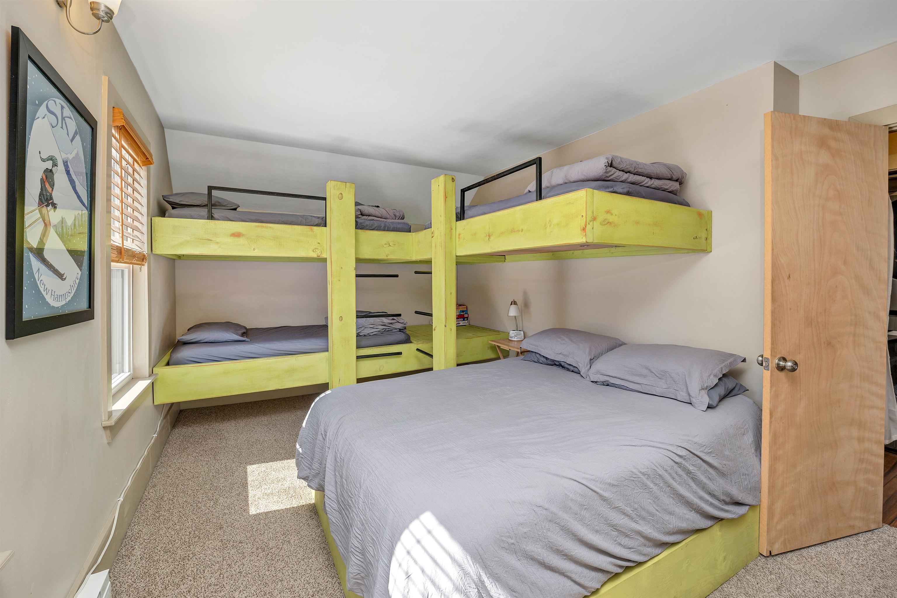 260 East Main Street Conway, NH 03818 - Photo 24 of 56