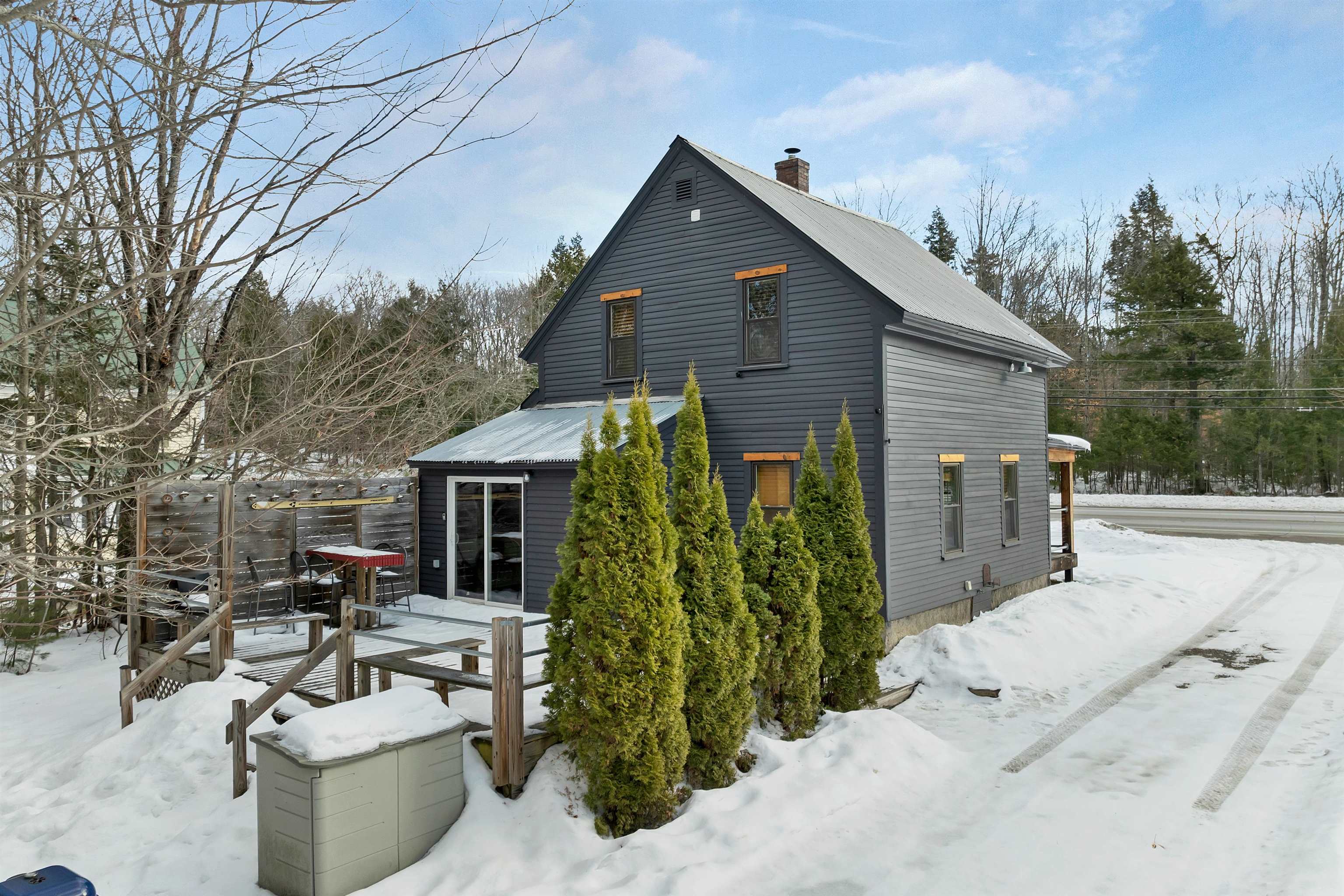 260 East Main Street Conway, NH 03818 - Photo 5 of 56