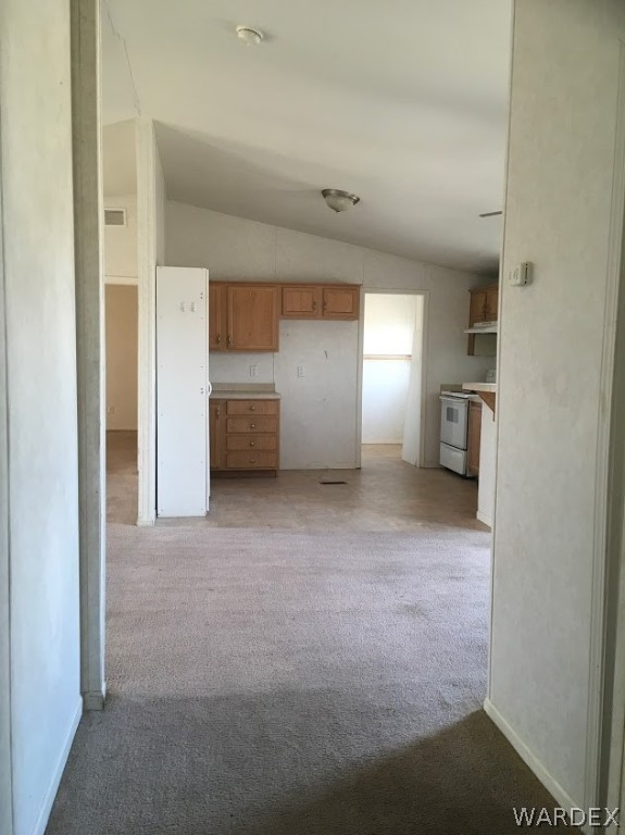 458 Heber Road Golden Valley, AZ 86413 - Photo 17 of 32 Wide hallway looking into dining and kitchen spaces.