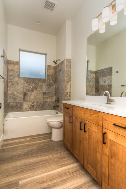 696 Northwest Rimrock Drive Redmond, OR 97756 - Photo 29 of 41 Rimrock Ct NW 696 Web (31 of 35)