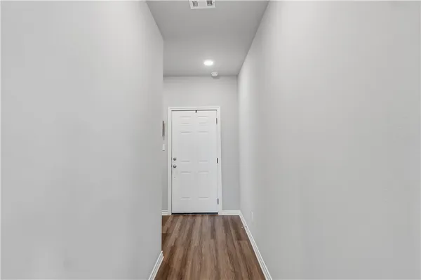 $269,900 | 2420 Lightfoot Lane, Bryan, TX 77803