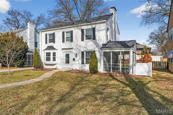 $549,900 | 475 Catalina Avenue, Webster Groves, MO 63119
