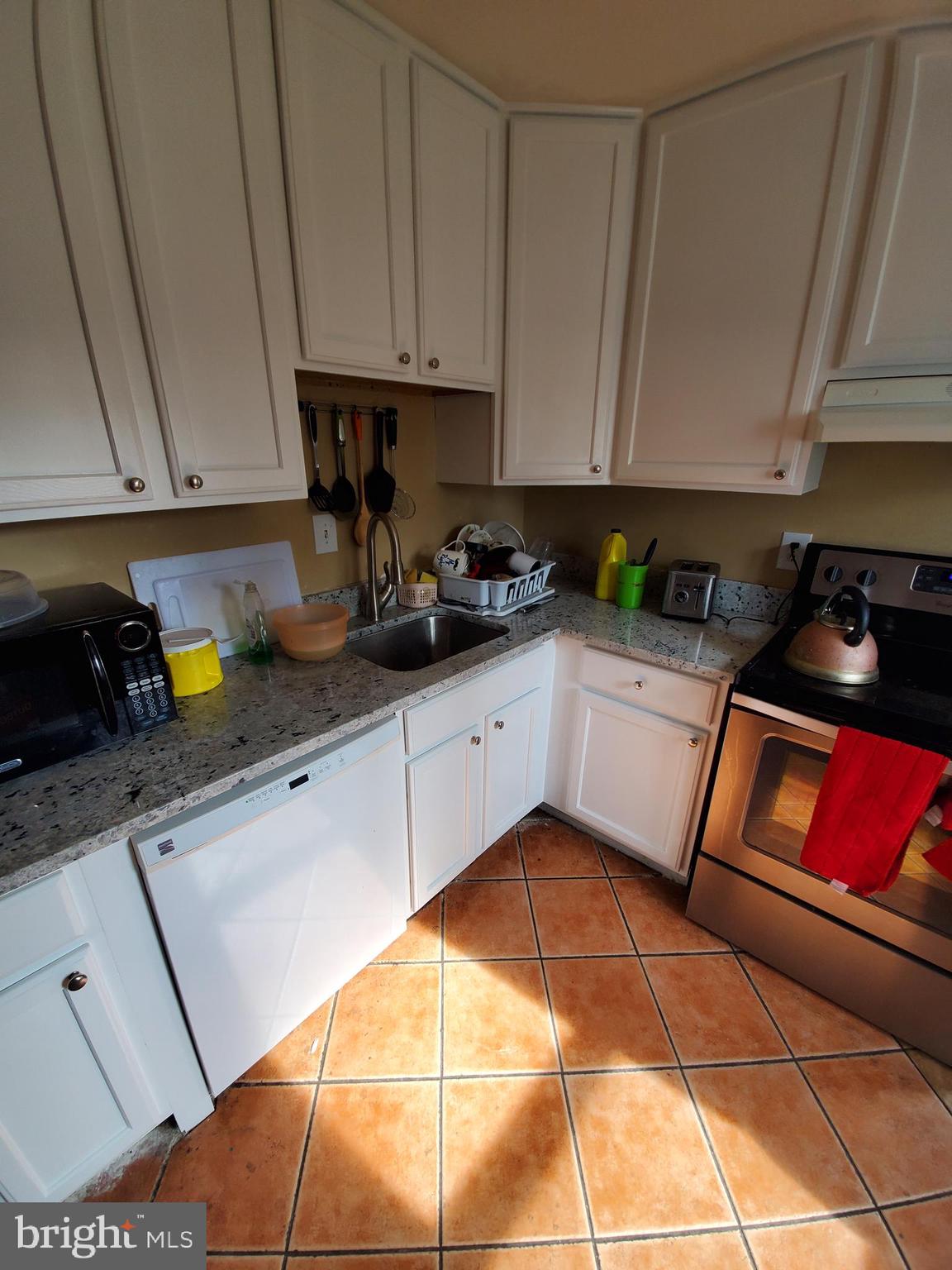 4144 Addison Road Fairfax, VA 22030 - Photo 7 of 14 Freshly painted cabinets