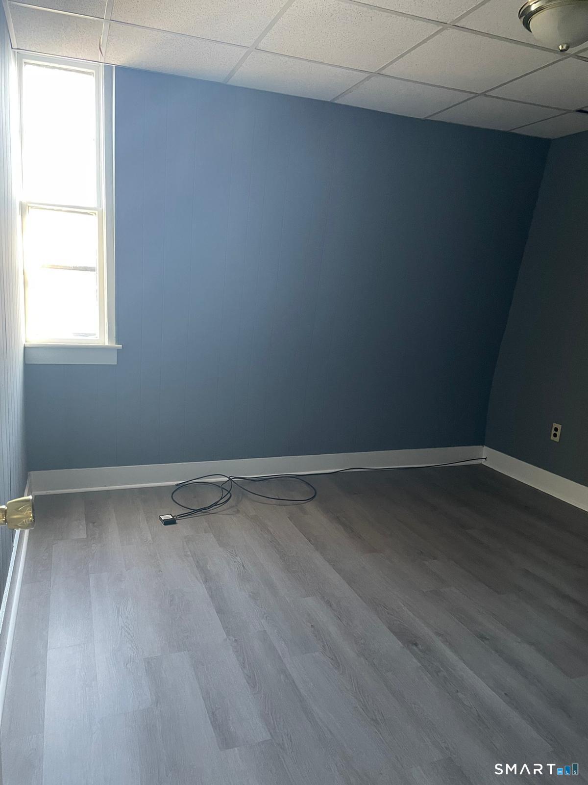 77 Chapman Street Putnam, CT 06260 - Photo 16 of 30