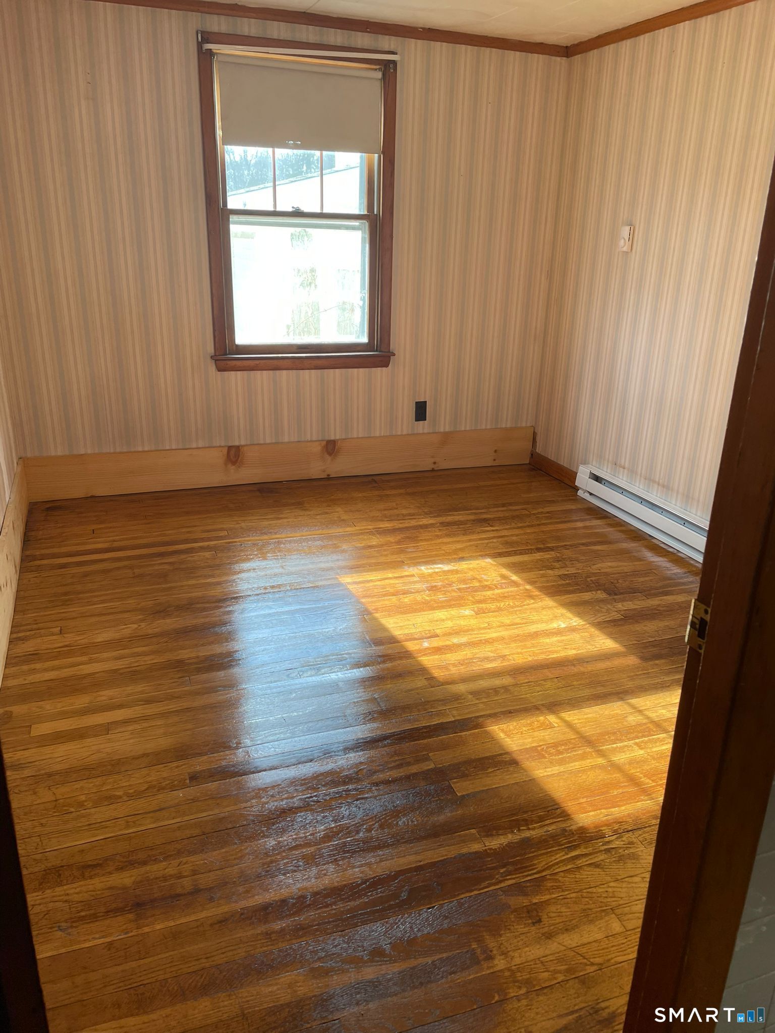 77 Chapman Street Putnam, CT 06260 - Photo 28 of 30