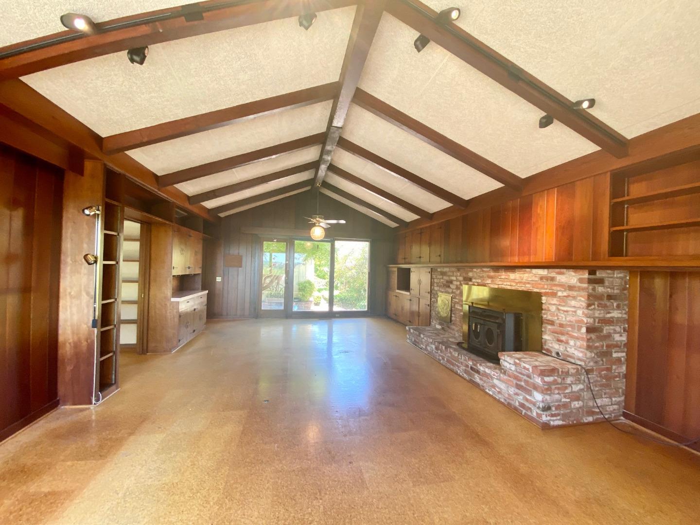 162 Amesti Road Watsonville, CA 95076 - Photo 11 of 63 Gallery Image 11