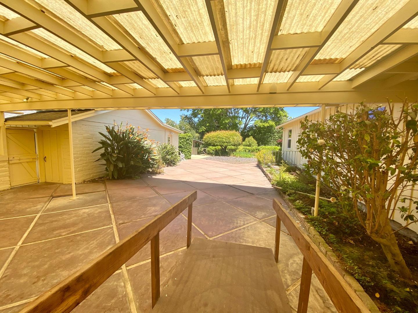162 Amesti Road Watsonville, CA 95076 - Photo 9 of 63 Gallery Image 9