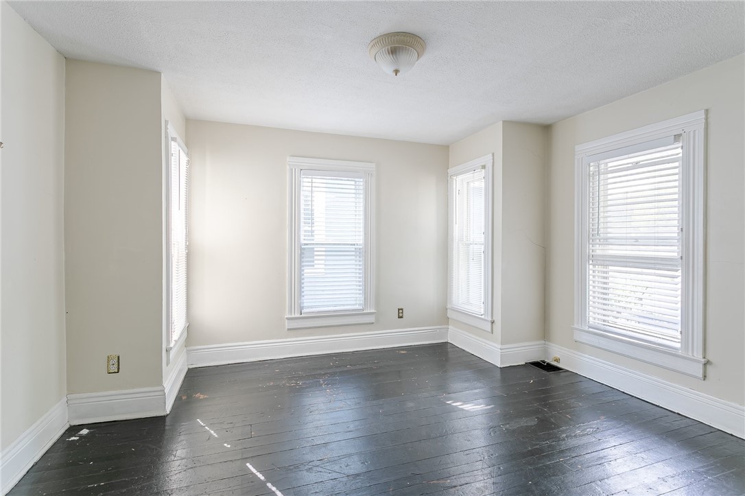 497 Averill Avenue Rochester, NY 14607 - Photo 21 of 28