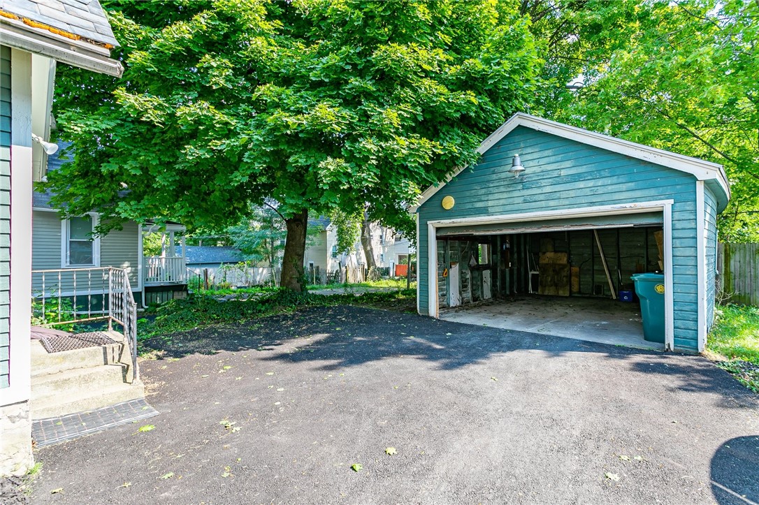 497 Averill Avenue Rochester, NY 14607 - Photo 3 of 28