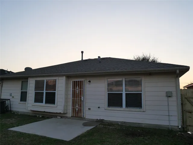 $1,825 | 11931 Panay Village Circle, Houston, TX 77048