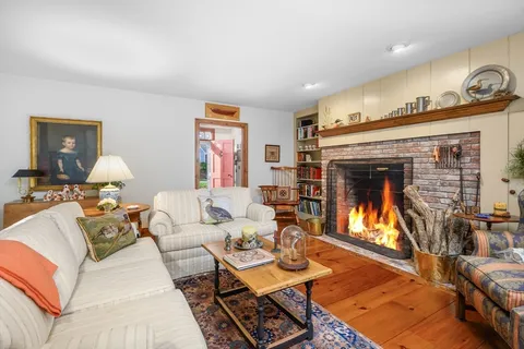 $2,950,000 | 41 Court Street, Chatham, MA 02650