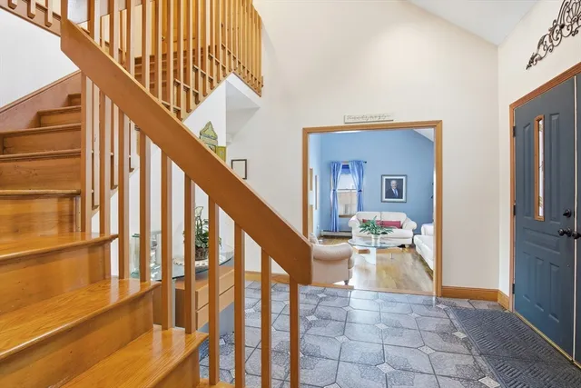 a view of an entryway