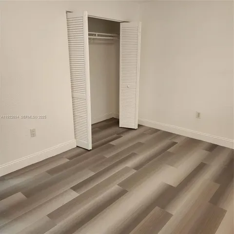 $2,285 | 8075 Southwest 107th Avenue, Unit 215, Miami, FL 33173