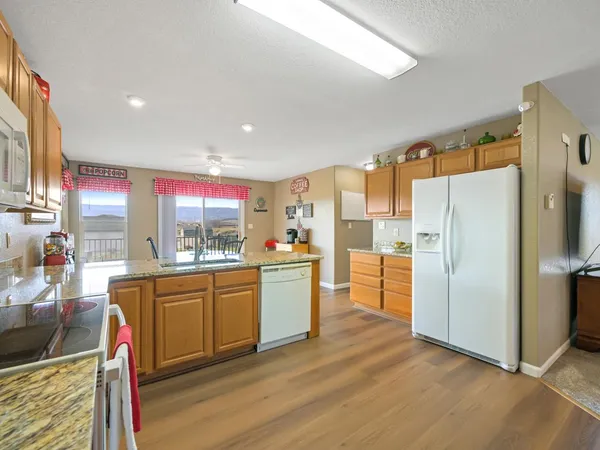 $980,000 | 1311 L L 7/10 Road, Loma, CO 81524