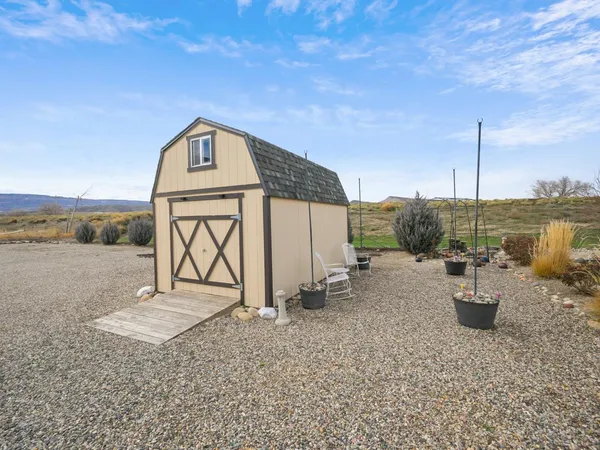 $980,000 | 1311 L L 7/10 Road, Loma, CO 81524