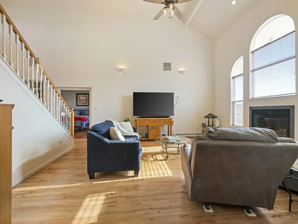$980,000 | 1311 L L 7/10 Road, Loma, CO 81524