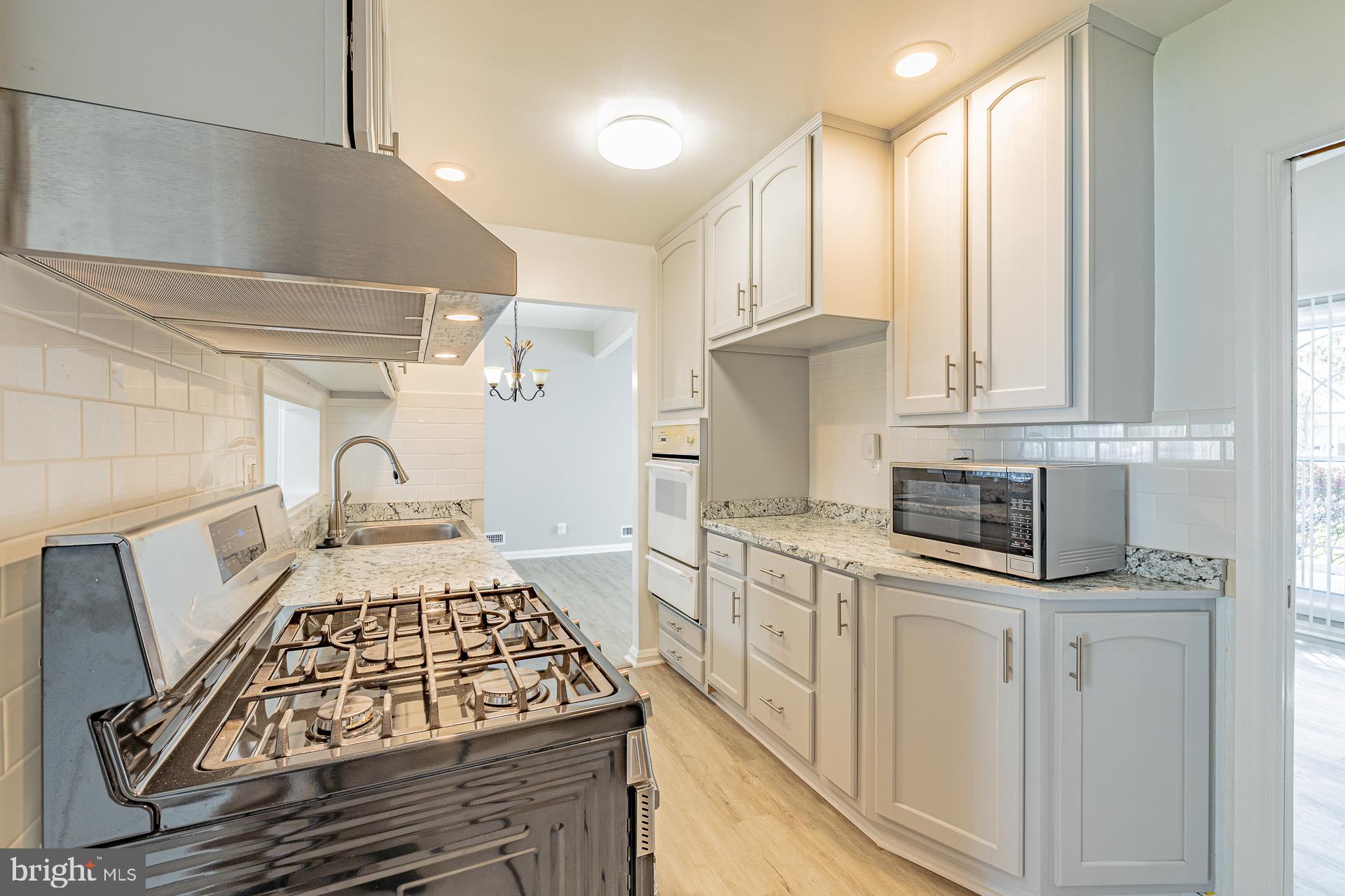 3502 Milford Mill Road Baltimore, MD 21244 - Photo 14 of 44