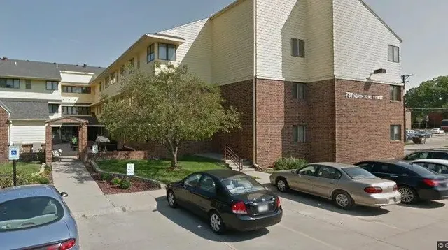 $886 | 737 North 22nd Street, Lincoln, NE 68503