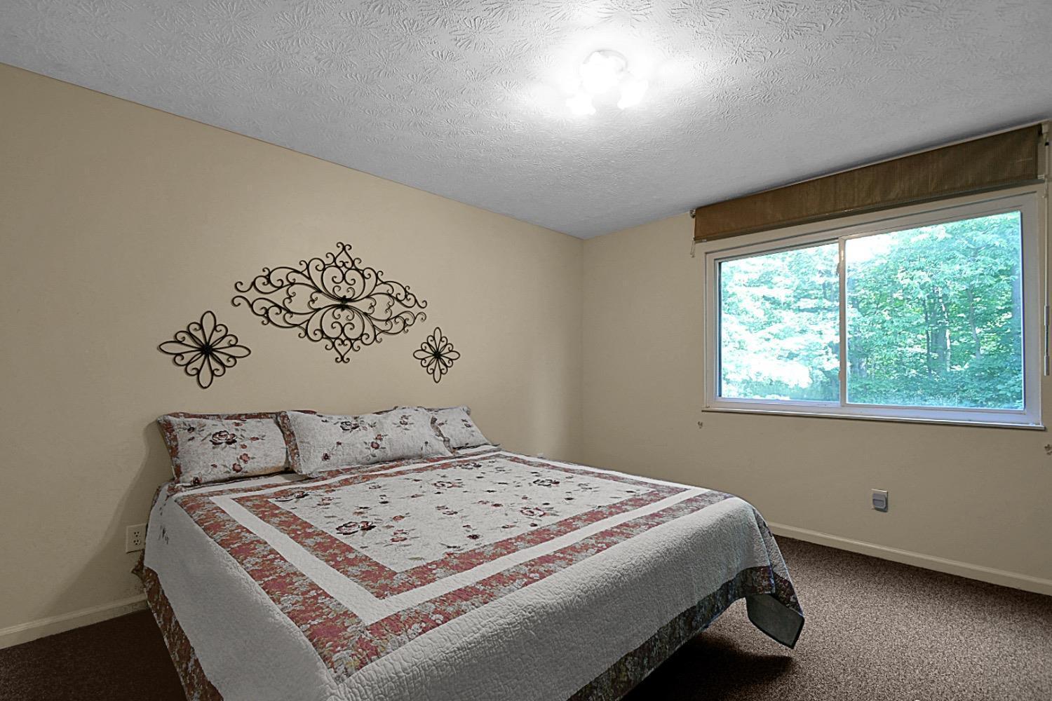4837 Stoneybrook Road Cincinnati, OH 45244 - Photo 14 of 25 Gallery Image 14